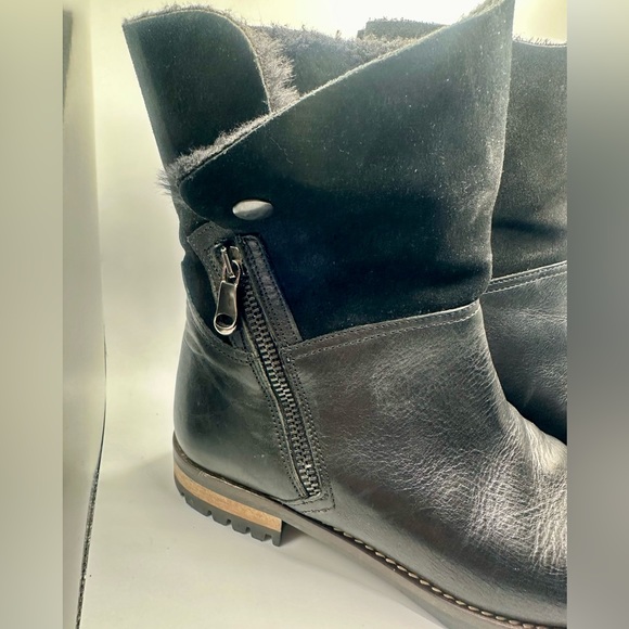 Fabianelli Italian ankle boot, zip zipper, faux fur cuffs,  size 8 - Picture 2 of 11